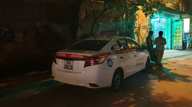 Toàn cảnh vụ lái xe Mazda CX5 rút súng bắn, chèn xe lên người nạn nhân sau va chạm giao thông